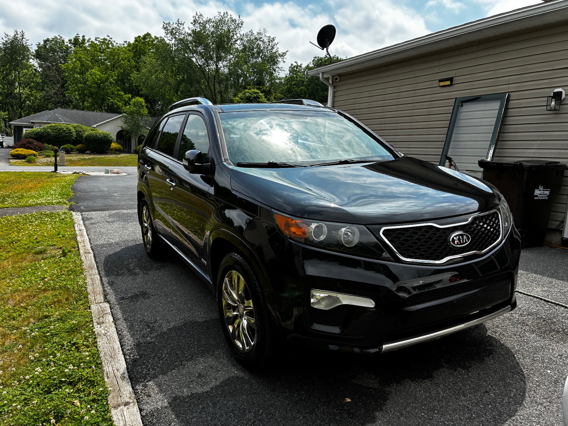Sold: Kia Sorento SX