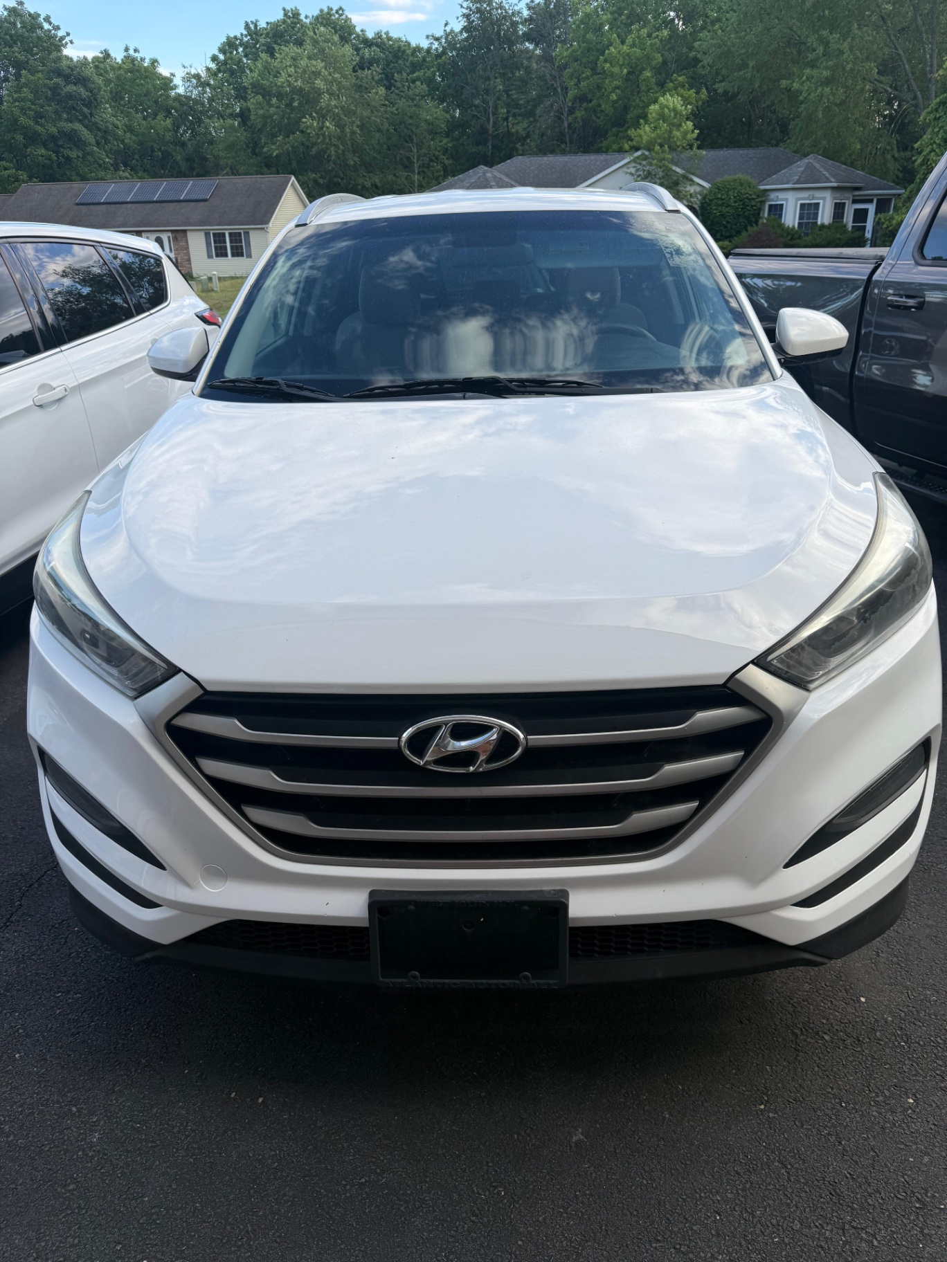 Sold: 2017 Hyundai Tucson SE AWD